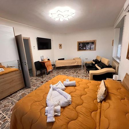 B&B Saphira Gozzano Dış mekan fotoğraf